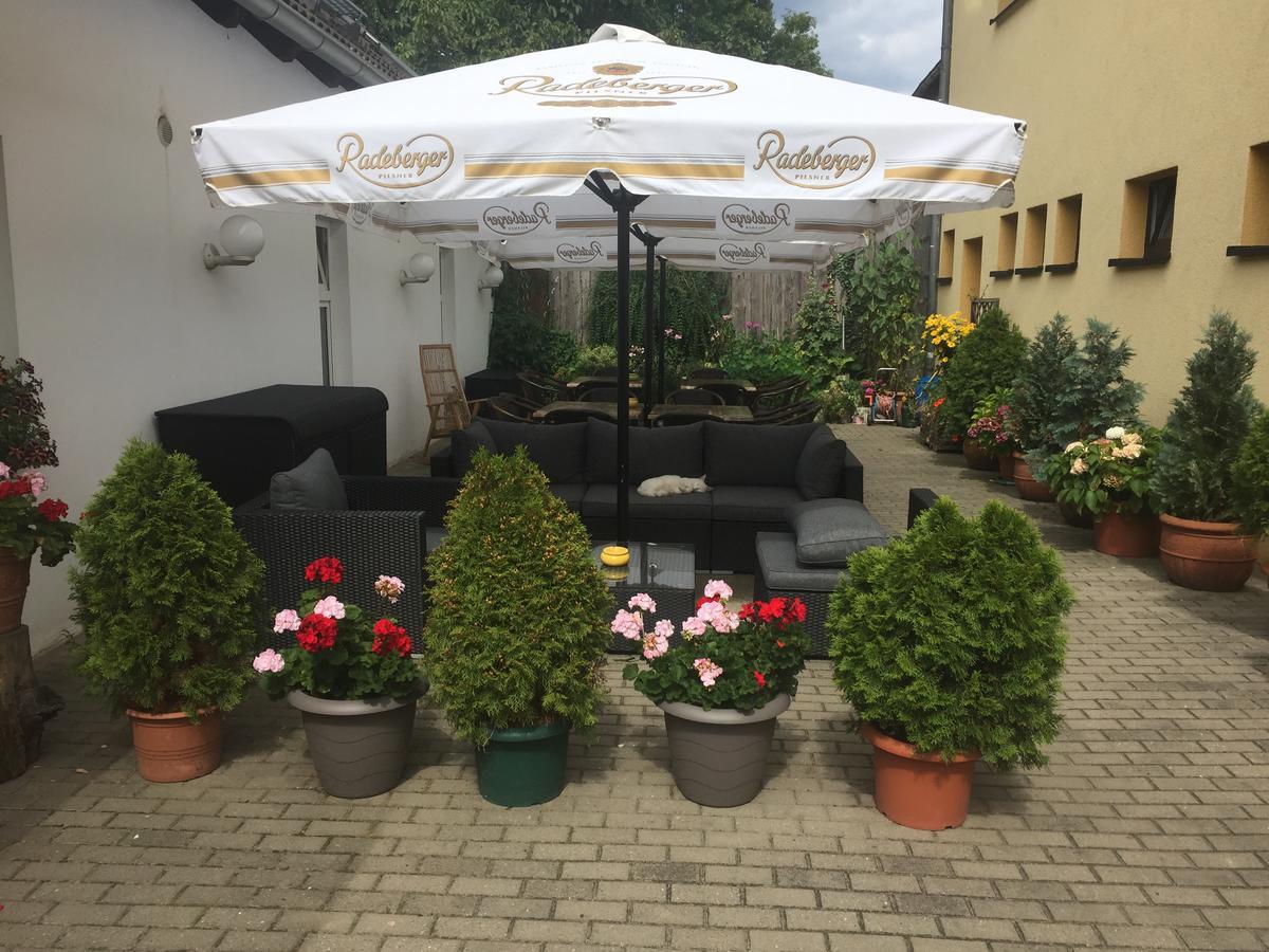 Hotel Schuetzenhaus Bruck  ภายนอก รูปภาพ